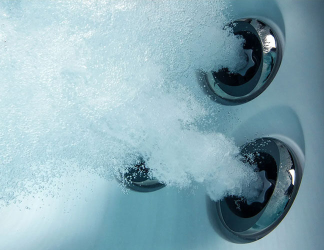 jacuzzi-self-maintaining-spa-system